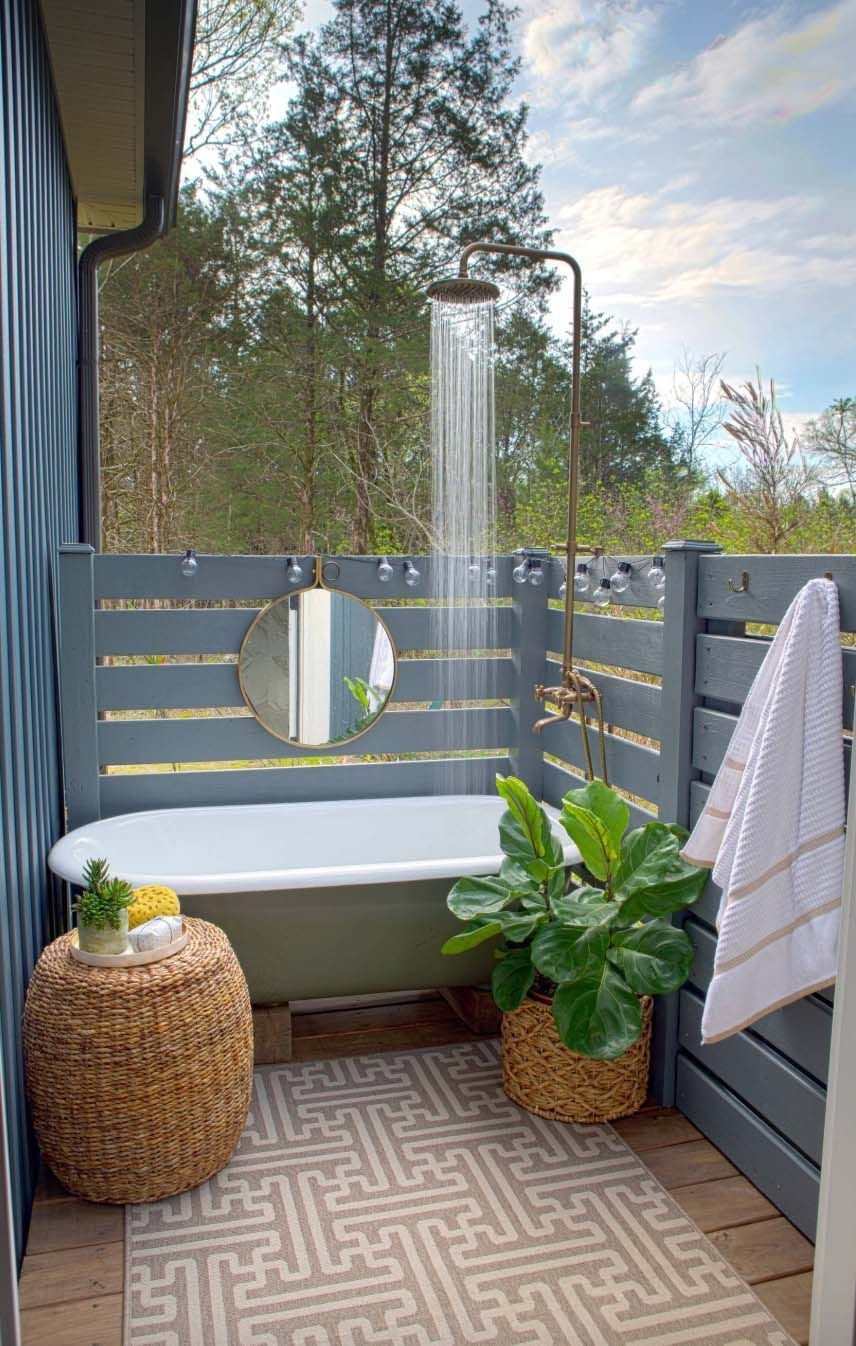 28 Most Incredible Outdoor Tub Ideas For An Invigorating Experience ... throughout Privacy Ideas for Open Air Baths That Don’t Feel Like a Fortress
