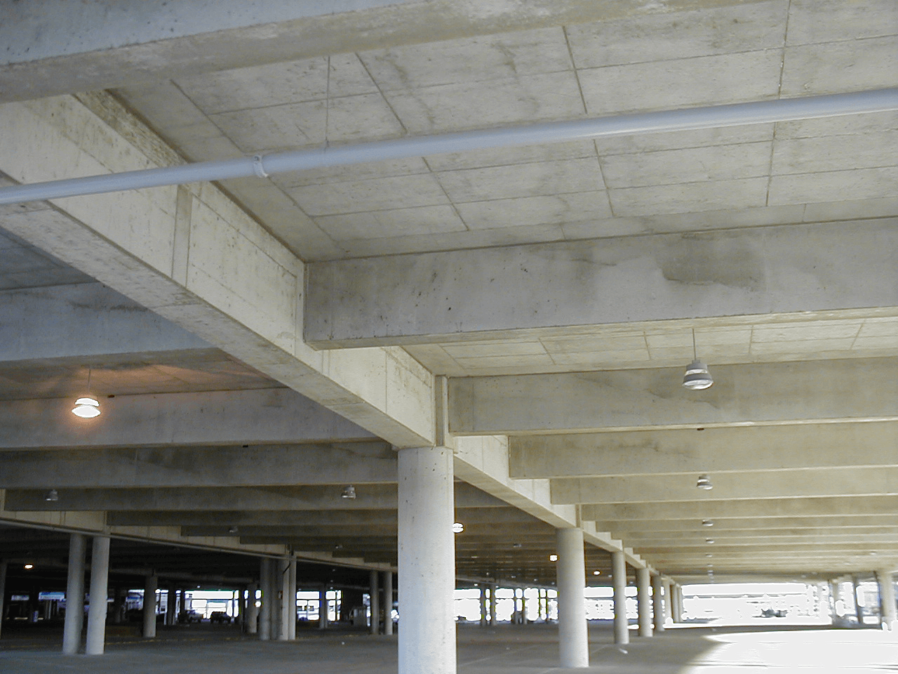 Bonded Post-Tensioned Floor Systems - Structural Technologies intended for Post Tension Slab Design
