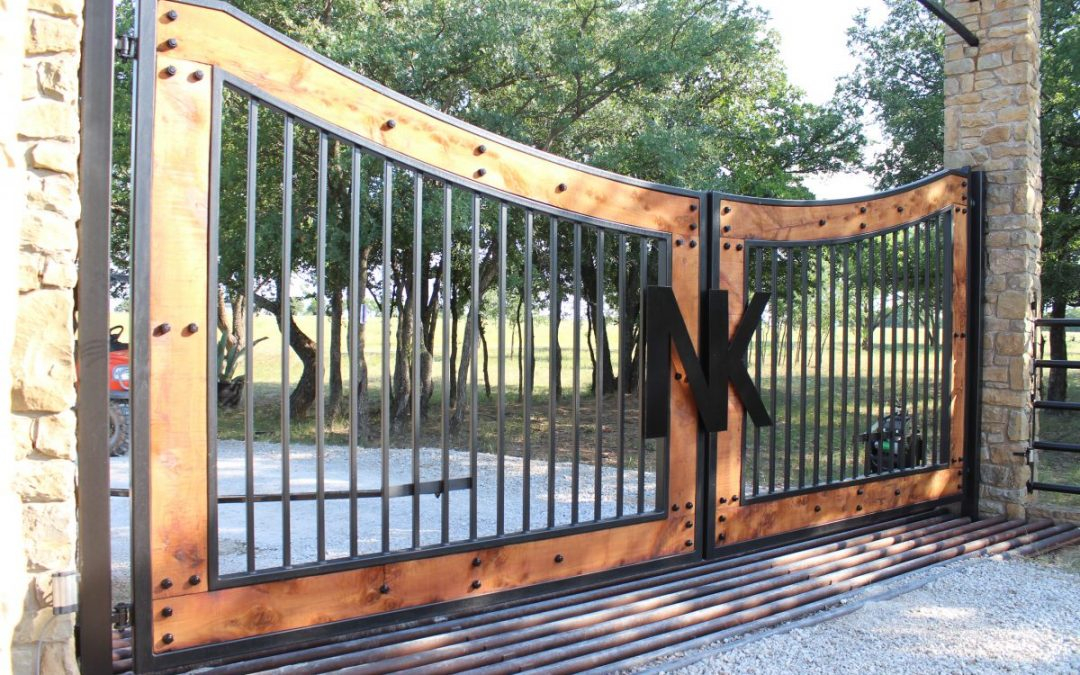 Metal Or Wood Custom Driveway Gate—Which Is Best? - Aberdeen Gate with Outdoor Gate Design