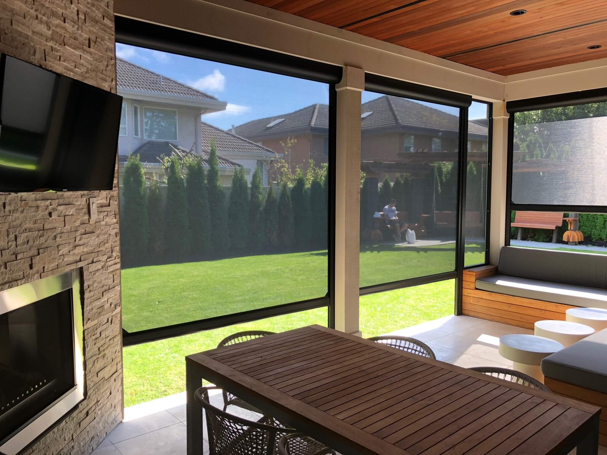 How to Choose the Right Outdoor Screen Material for Your Climate in 2026