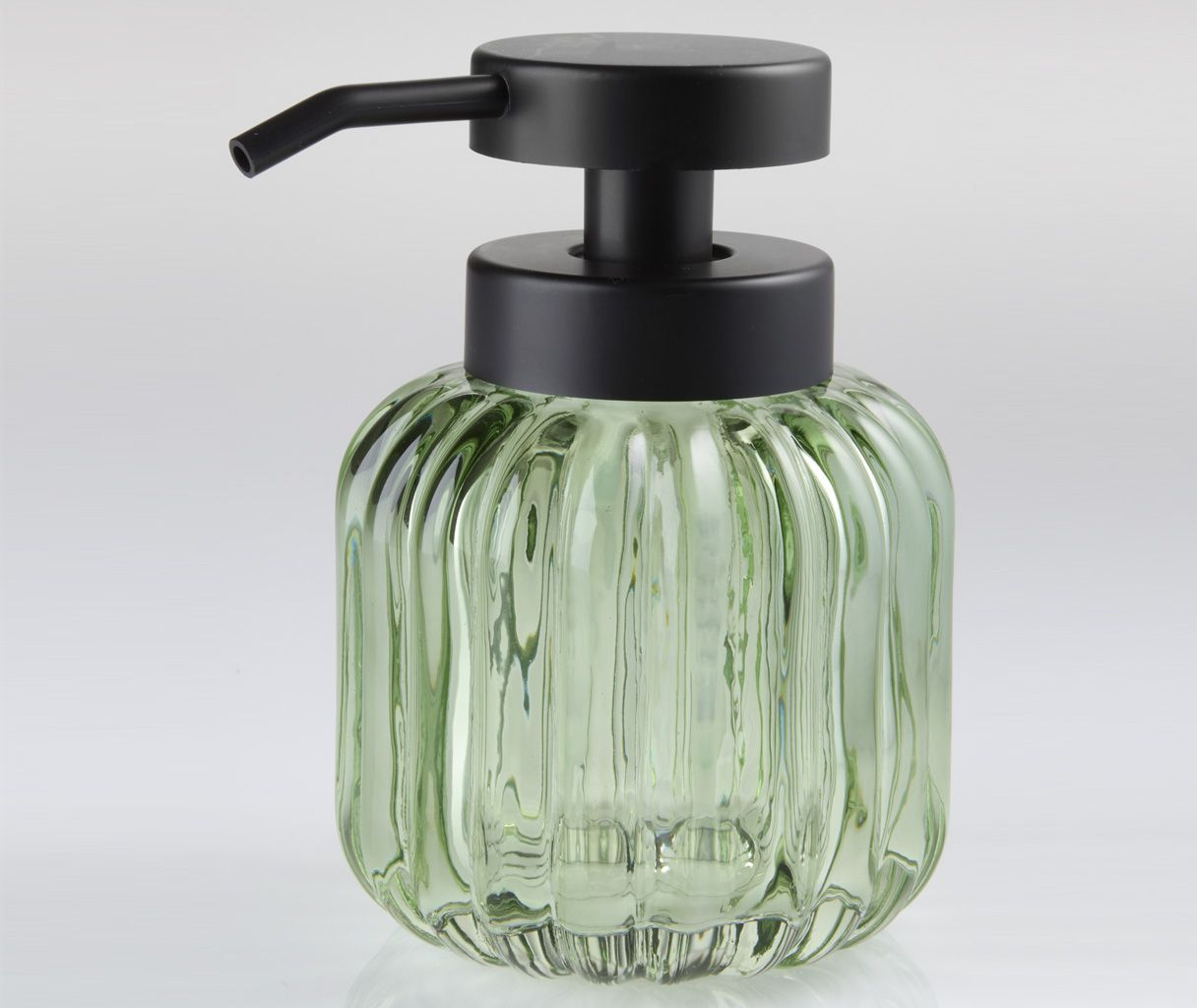 How Sustainable Materials Are Reshaping Modern Soap Dispenser Aesthetics