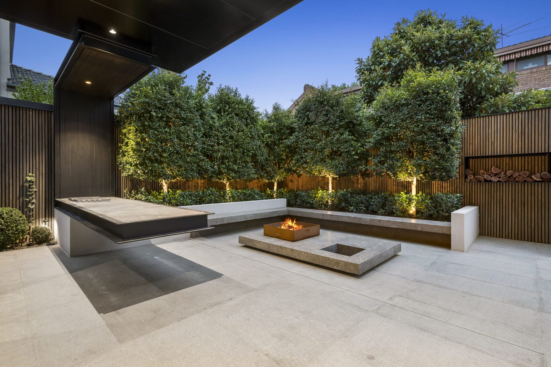 10 Stunning Fire Pit Designs For Your Backyard Oasis inside Transforming Your Backyard Oasis with Custom Fire Screen Designs
