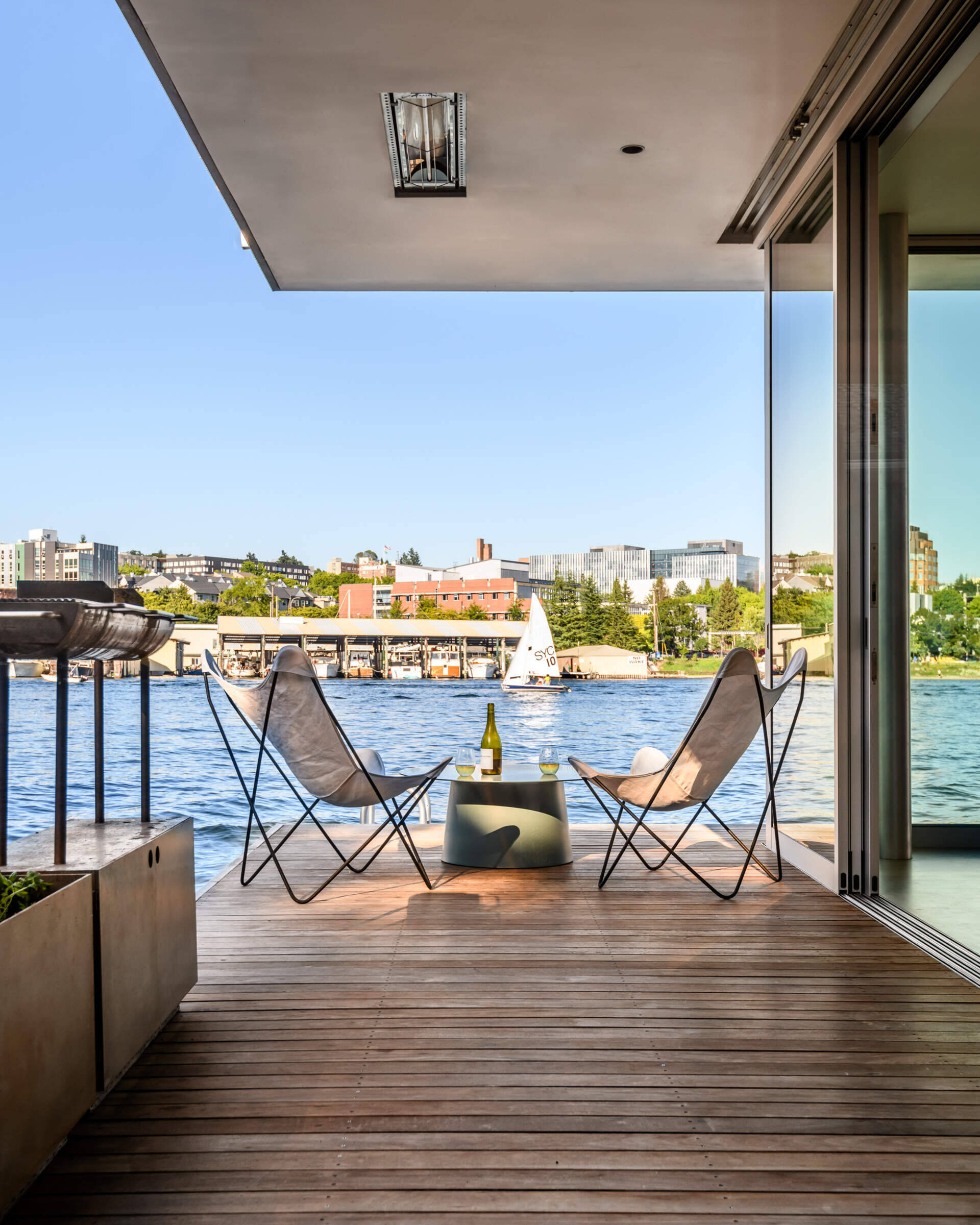 A Floating Home That Blurs Indoor And Outdoor Living - Design Skill ... with Outdoor Courtyard Design