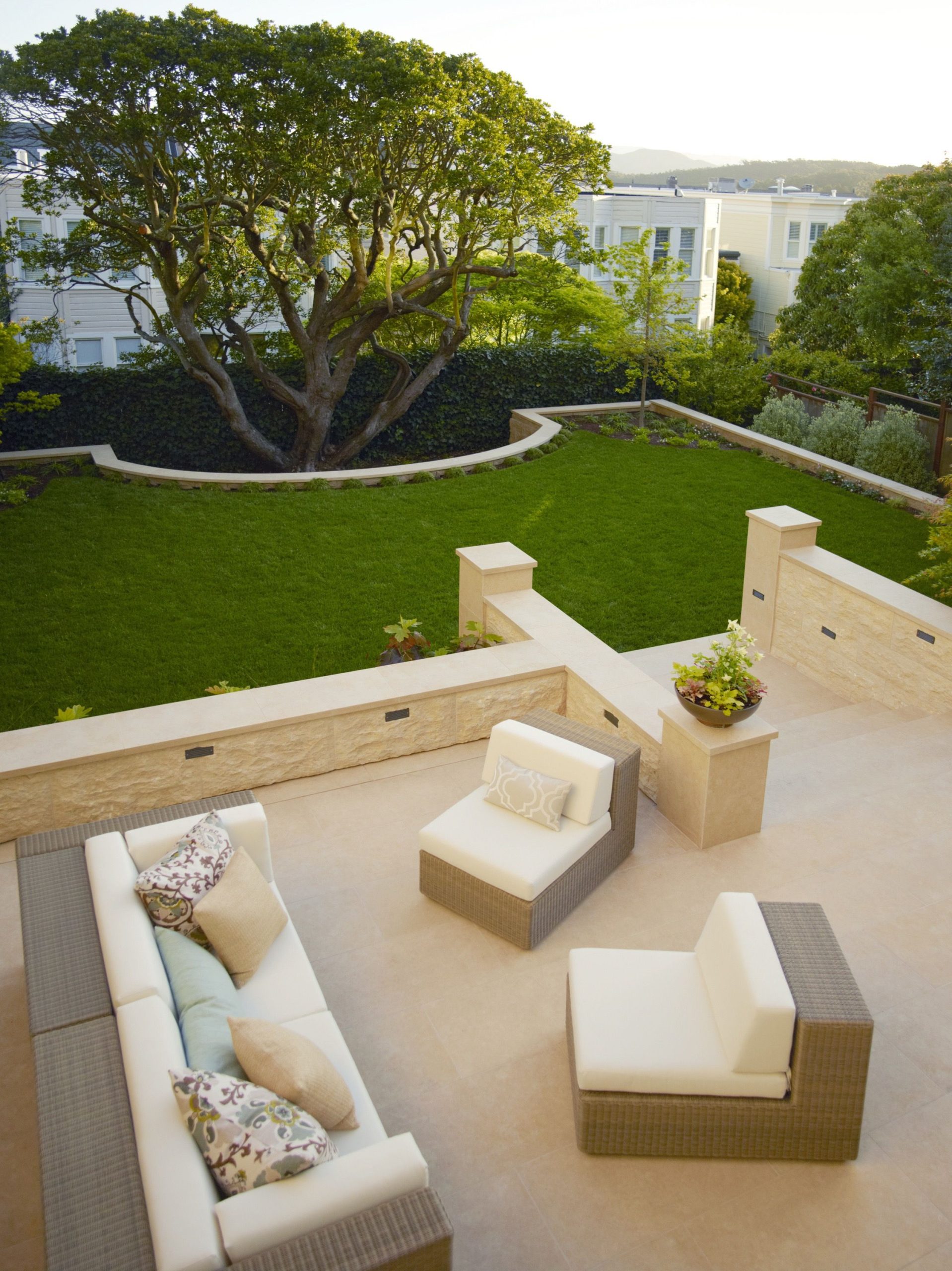 Discover 15 Minimalist Garden Furniture Ideas To Create Your Peaceful Oasis for Outdoor Pedestal Design