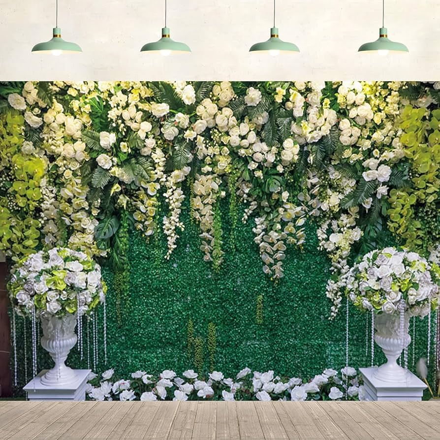 Why Flower Walls and Greenery Backdrops Remain Top Trends for Weddings in 2026