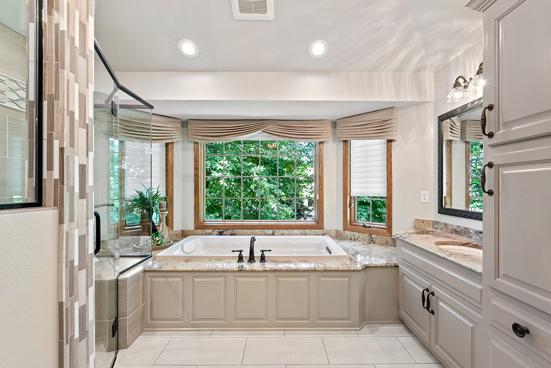 How To Create A Spa-Like Oasis In Your Home | Blog | Ab&amp;amp;K for Walk In Tub Design