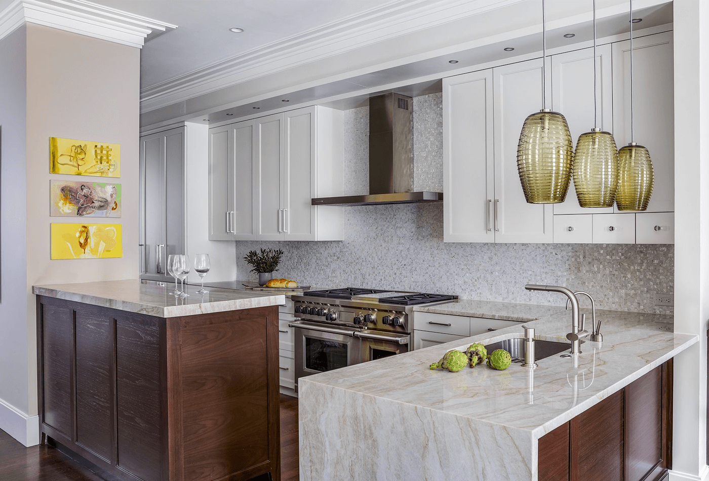 Peninsula Kitchen Technology in 1. Finding Your Flow The Enduring Appeal of Peninsula Kitchens for Modern Living