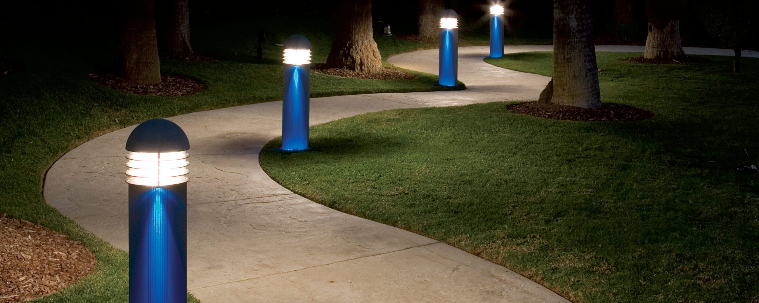 21 Walkway Lights That Enhance Your Pathway's Beauty regarding Path Lighting Design