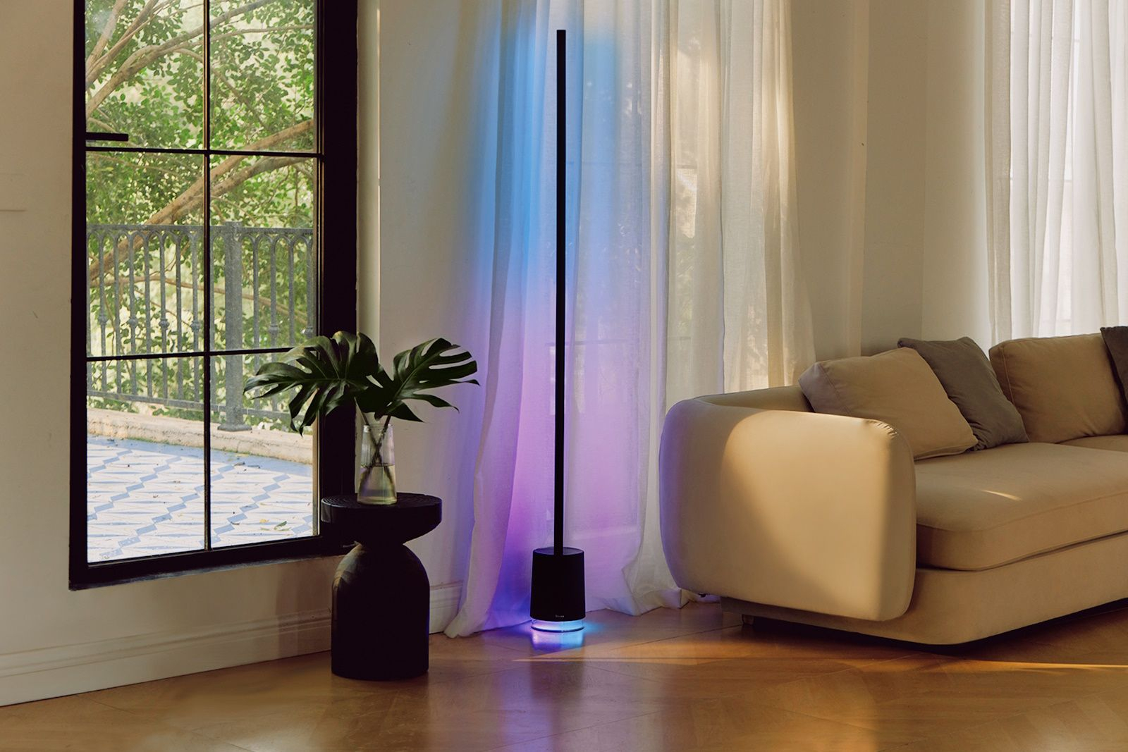 Smart Floor Lamp: The Future Of Home Lighting With Voice Control &amp;amp; Dimming in Voice Controlled Lighting