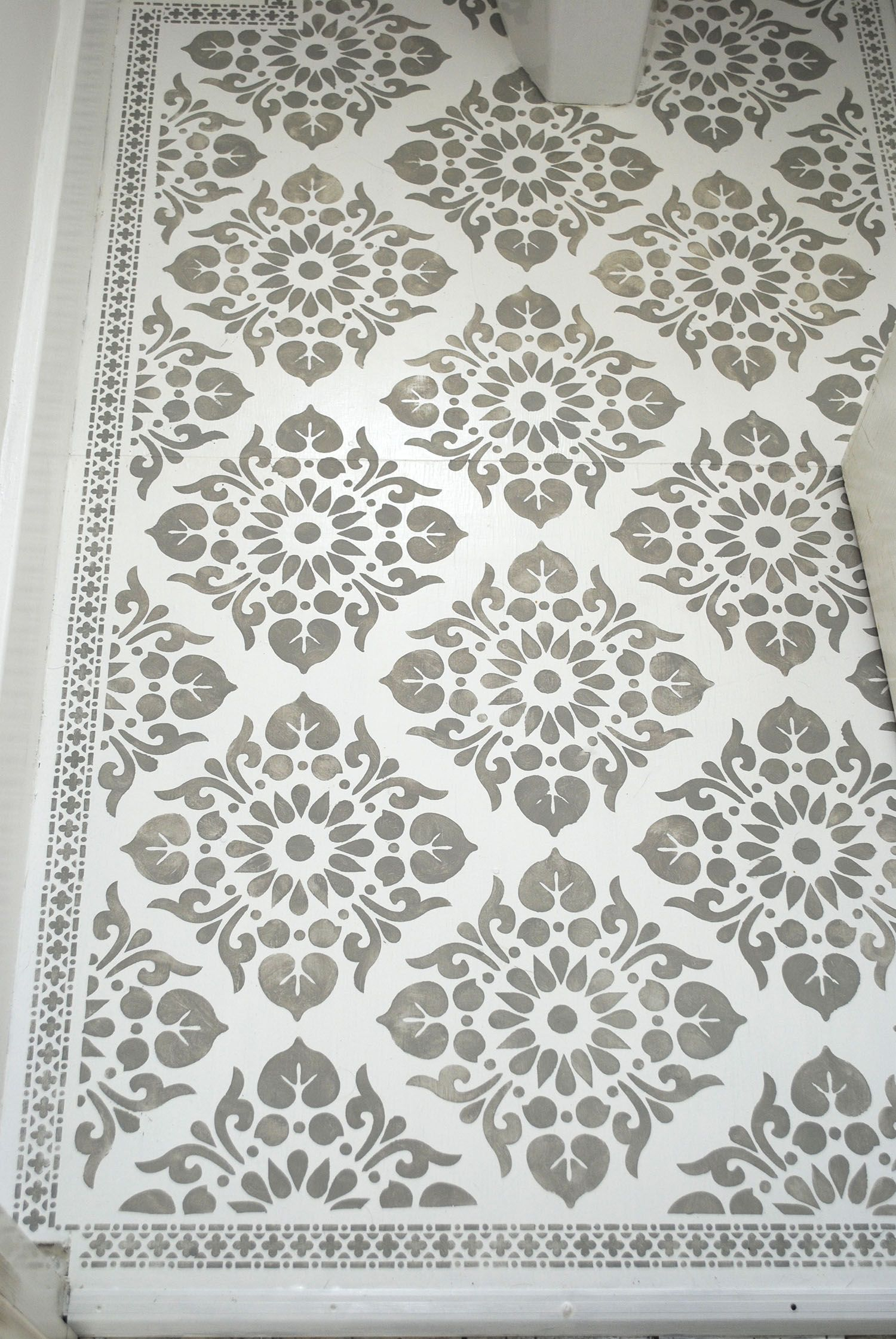 Stencilled Floors - Decorate Decorate | Decorative Floor Stencil Design ... with Painted Floor Design