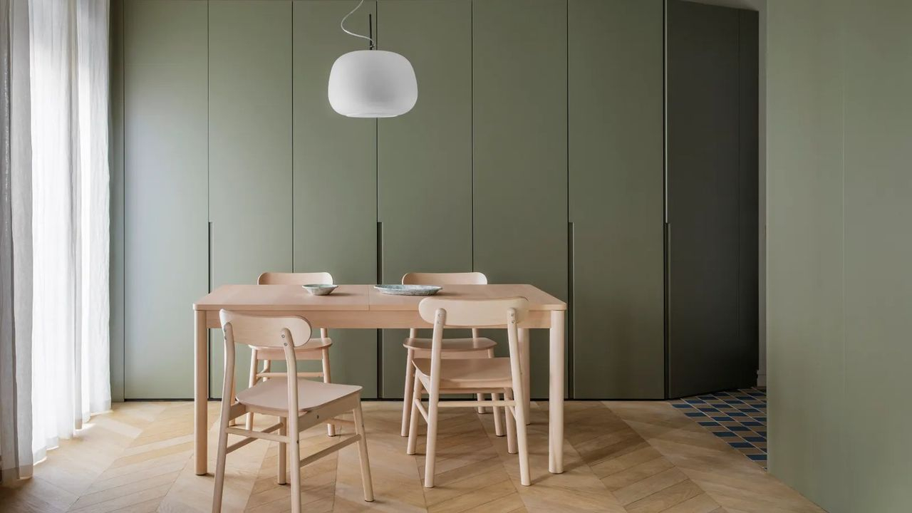 7 Tricks To Help Eliminate Visual Noise At Home | Architectural Digest in Quiet Home Design