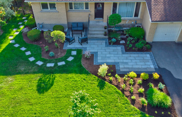 Revitalizing Your Home’s Entrance: Creative Landscaping Strategies+ ... pertaining to Curb Appeal Ideas
