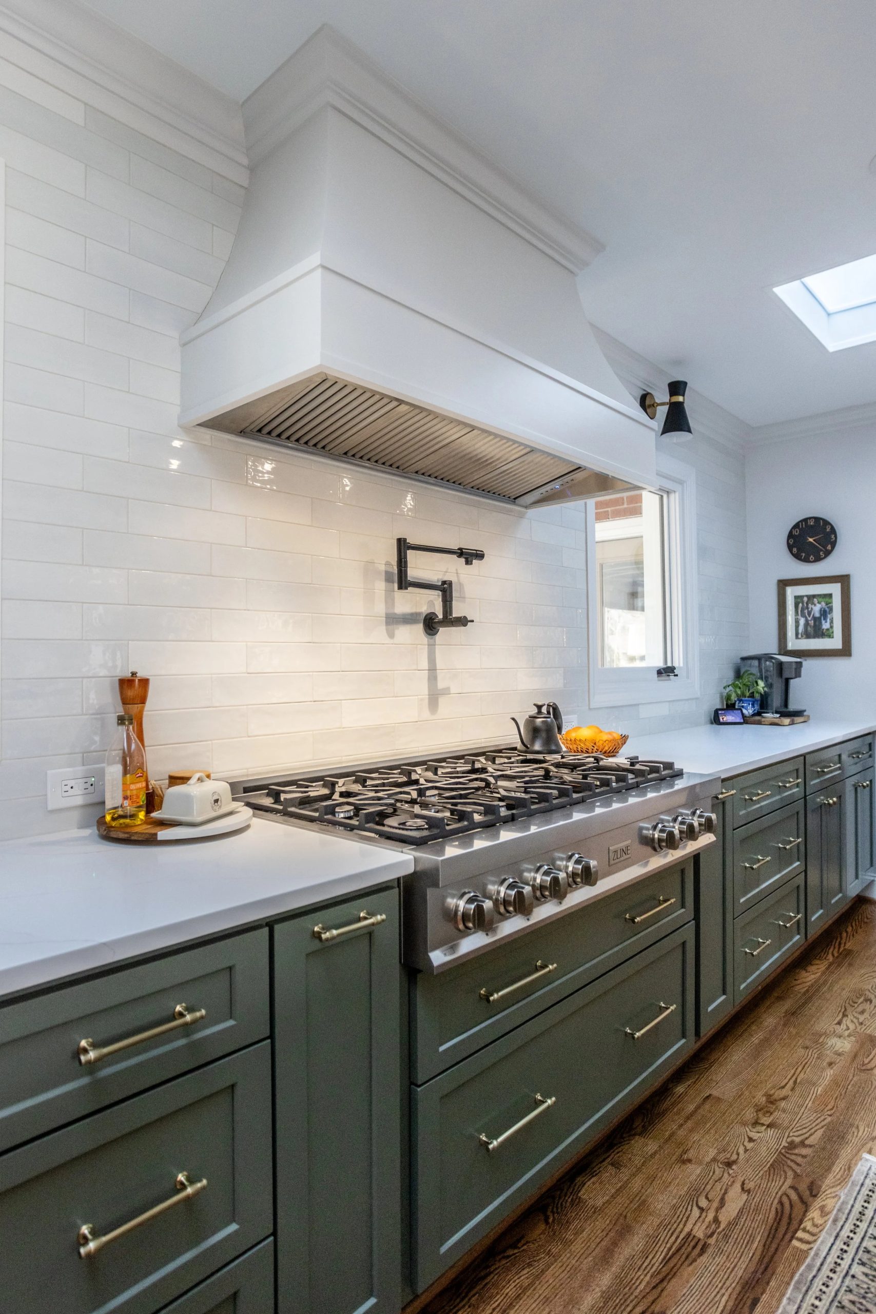 Expert Chef's Kitchen Design Layout: Creating A Professional Culinary Hub intended for Built-In Grill Design