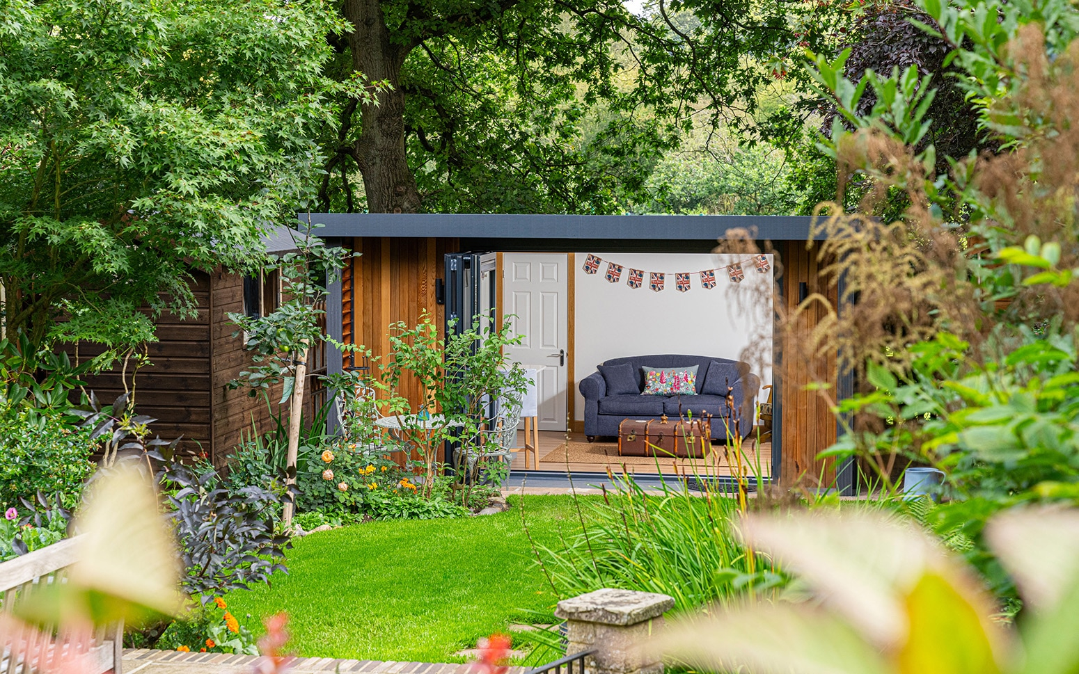 Garden Room Ideas: Inspiring Designs For Outdoor Living with Privacy Fence Design