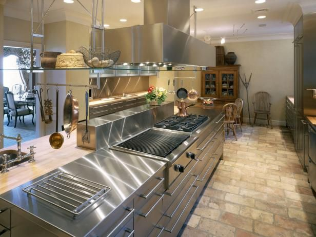 Why Professional Chefs Recommend These Specific Layouts for Custom Grilling Stations