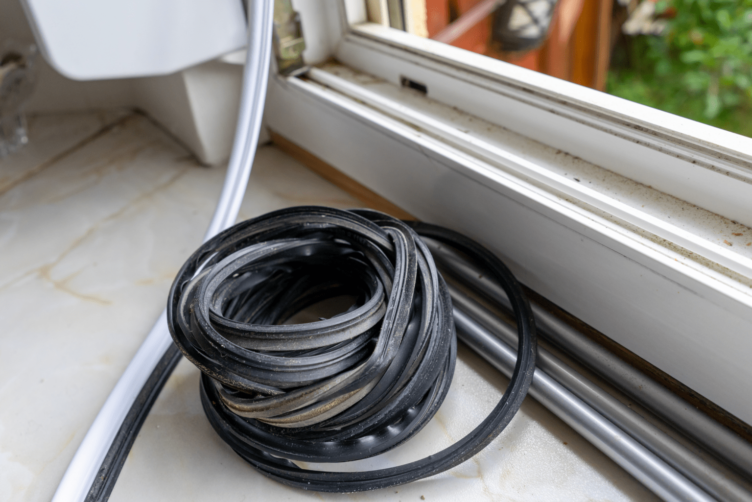 How To Seal Drafty Windows And Doors Before The Chill Sets In - Manmadediy pertaining to How To Seal Windows For Winter